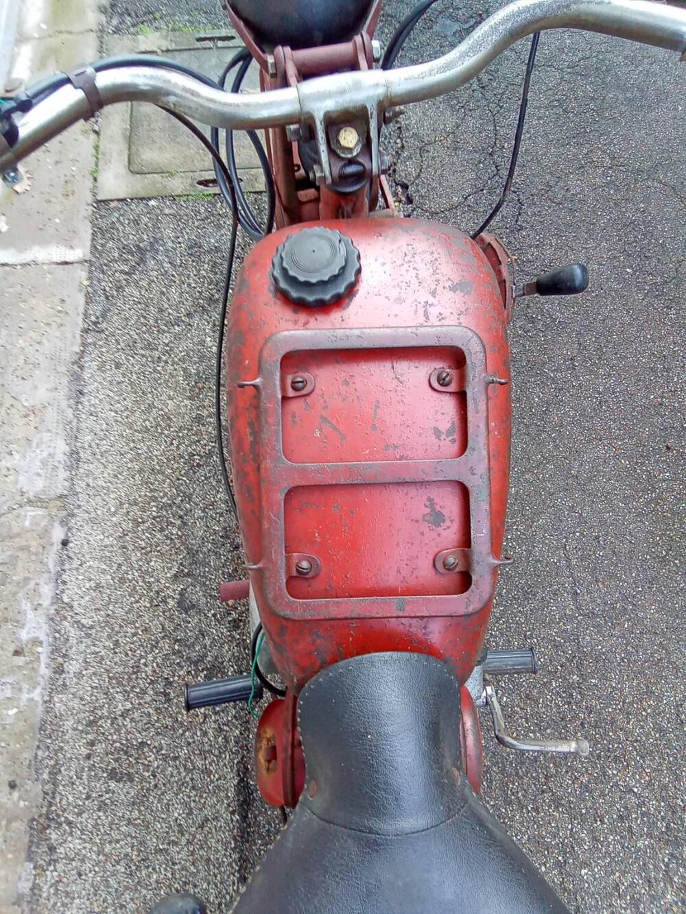 Moto Guzzi Cardellino 65