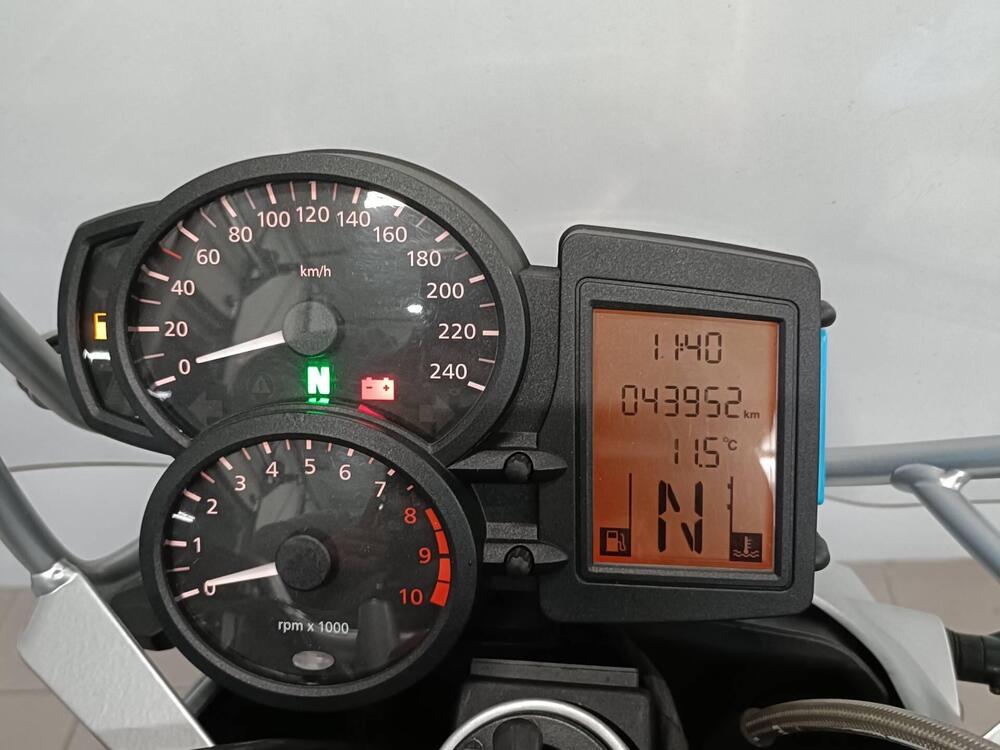 Bmw R 1200 R (2006 - 11) (10)