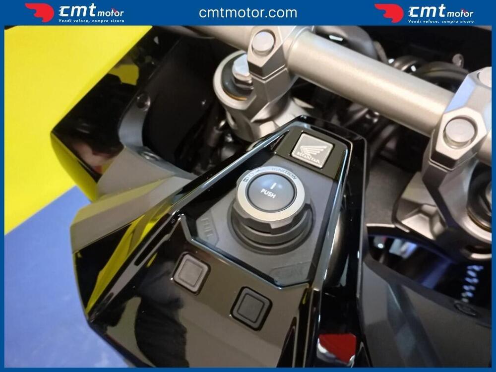 Honda X-ADV 750 DCT (2021 - 24) (11)