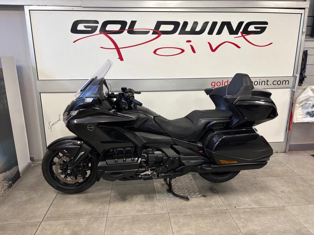 Honda GL 1800 Gold Wing Tour (2021 - 23) (3)