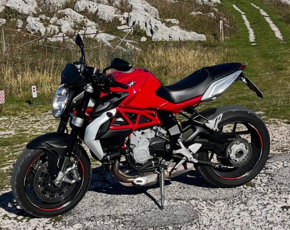 MV Agusta Brutale 800 EAS ABS (2016 - 19) (2)