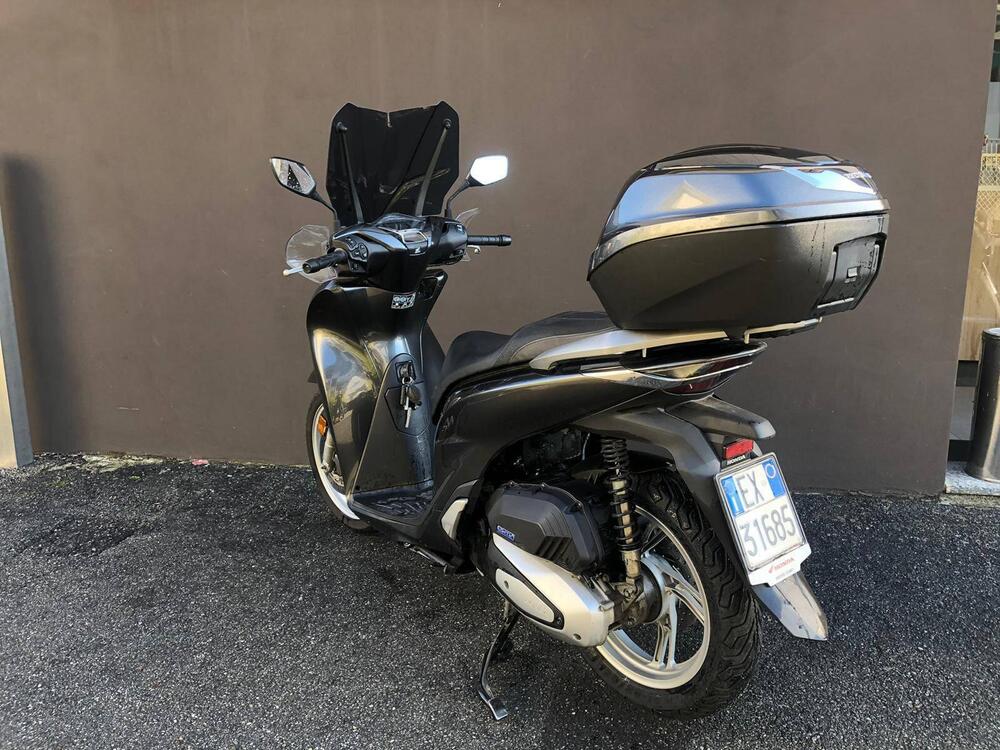 Honda SH 125i (2020 - 23) (4)