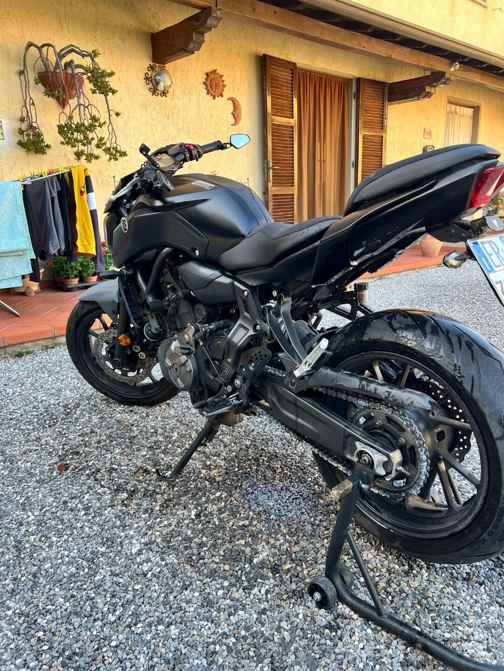 Yamaha MT-07 (2018 - 20) (2)