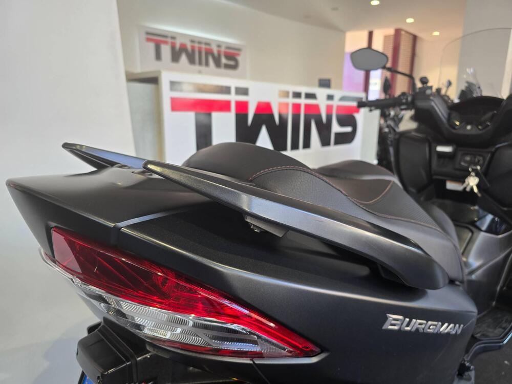 Suzuki Burgman AN 400 (2017 - 20) (11)