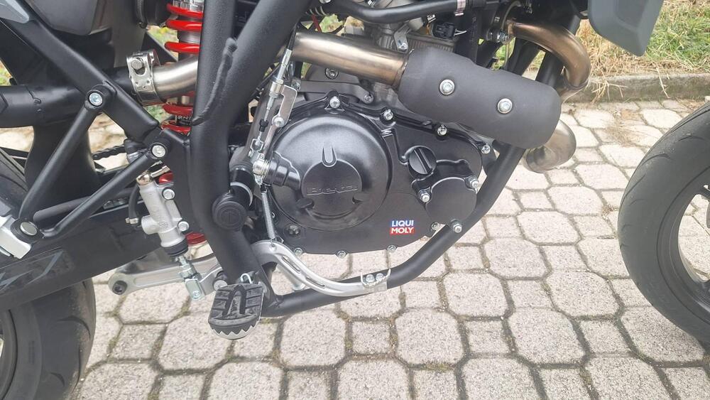 Betamotor RR 125 4T Motard T - X Special Edition (2025 - 26) (3)