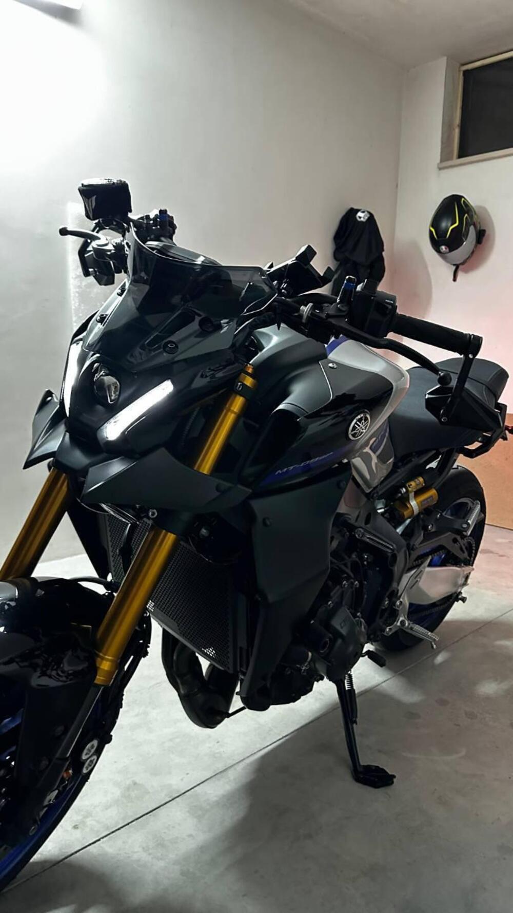 Yamaha MT-09 (2021 - 23) (2)