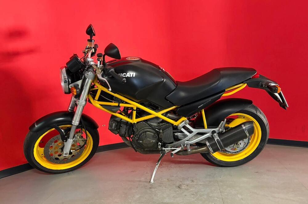 Ducati Monster 600 Dark (1998 - 01) (3)