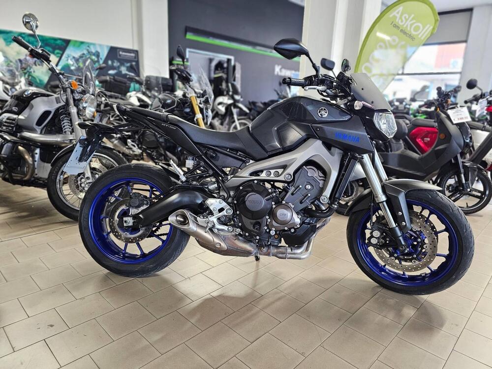 Yamaha MT-09 (2013 - 15) (2)