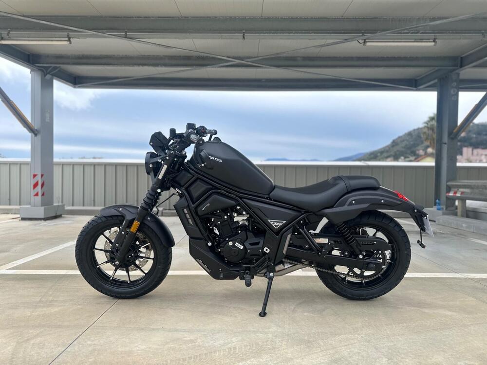 Zontes ZT125-C2 (2025 - 26) (6)