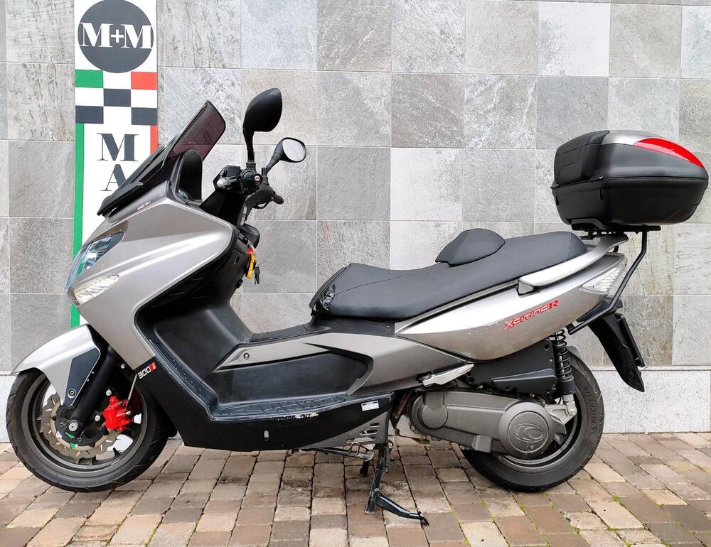 Kymco Xciting 300i R (2007 - 14) (2)