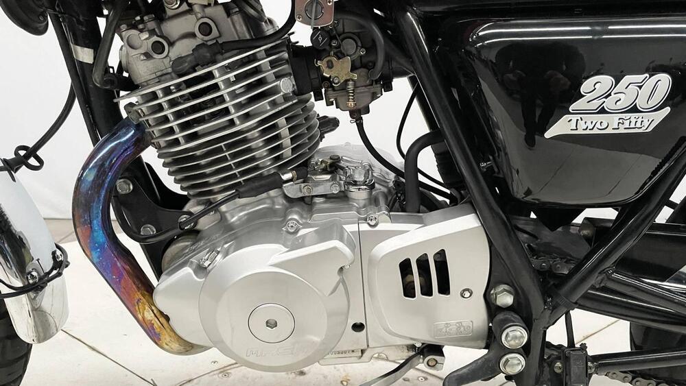 Mash Italia Two Fifty 250 (2014 - 16) (4)