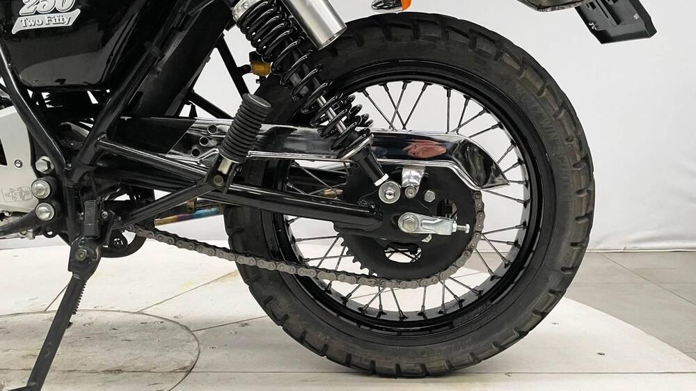 Mash Italia Two Fifty 250 (2014 - 16) (5)