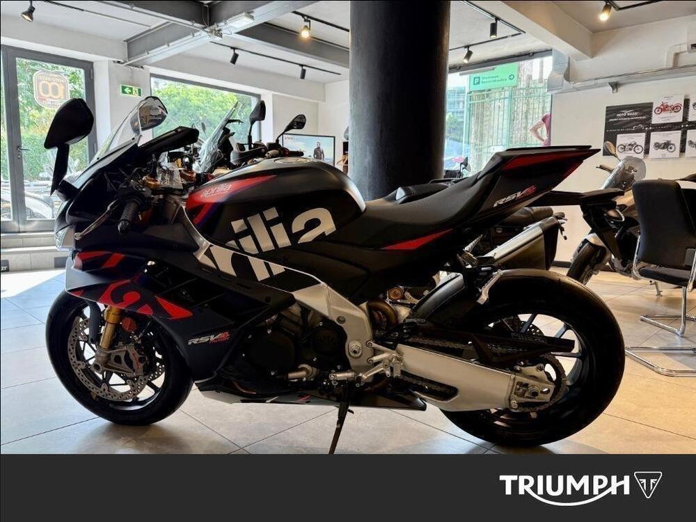 Aprilia RSV4 1100 Factory (2025 - 26) (4)