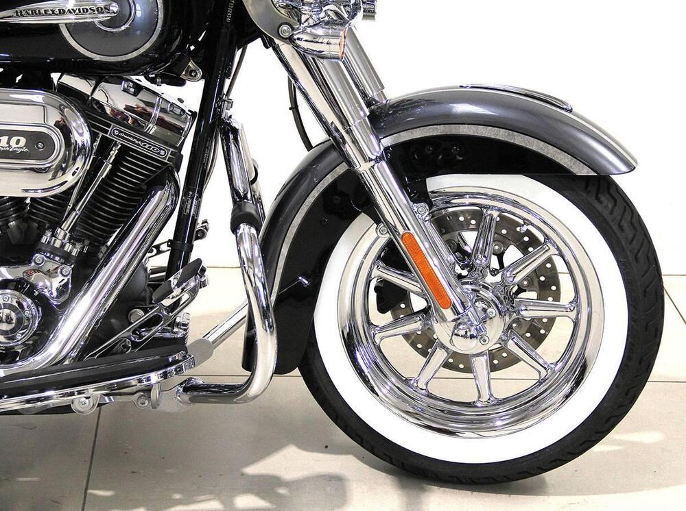 Harley-Davidson 1800 Deluxe (2014 - 15) - FLSTNSE (2)