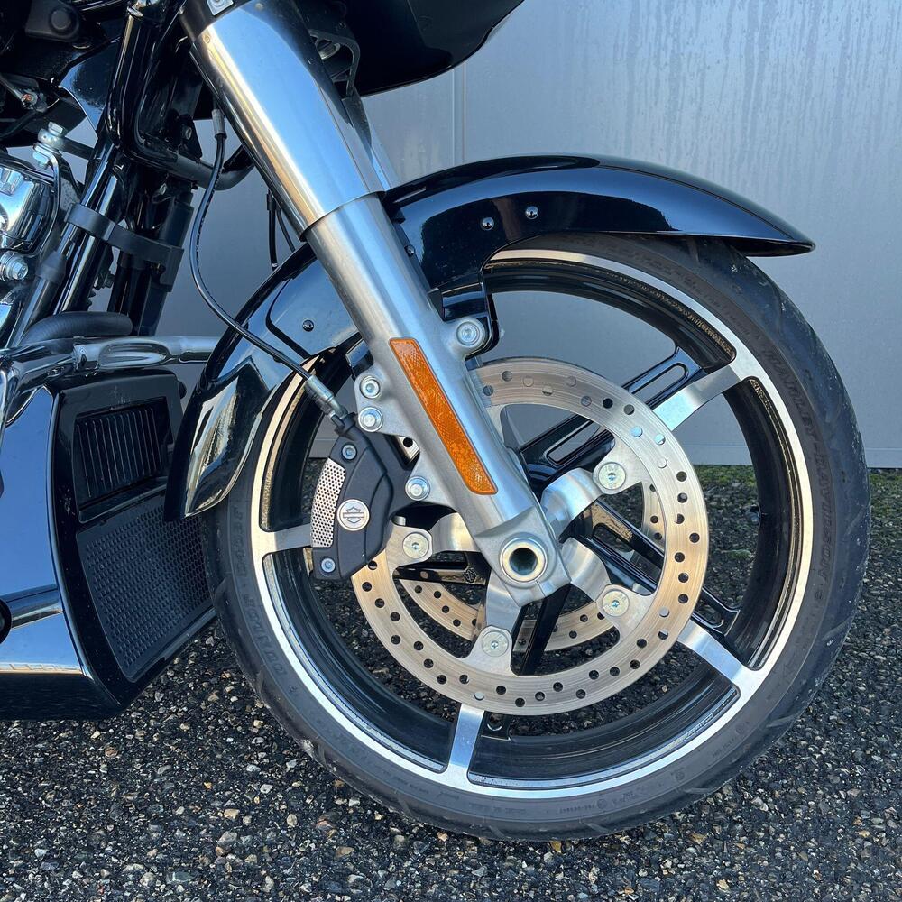 Harley-Davidson Road Glide (2024 - 25) (2)