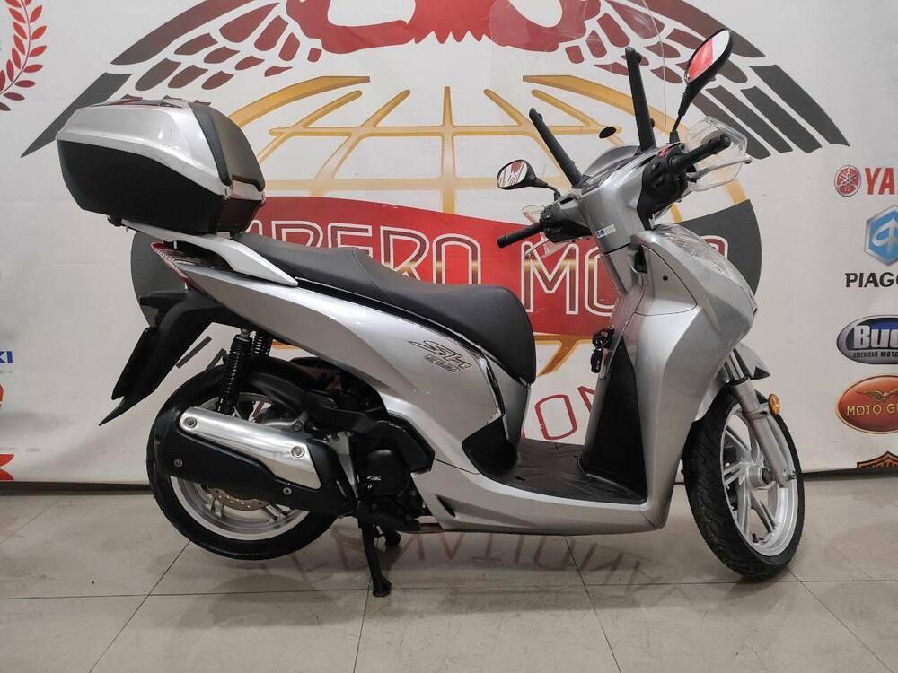 Honda SH 300 i Sport ABS (2018 - 20) (2)