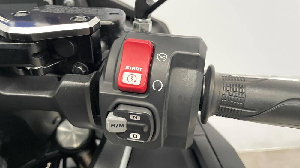 Honda Forza 750 DCT (2021 - 24) (13)