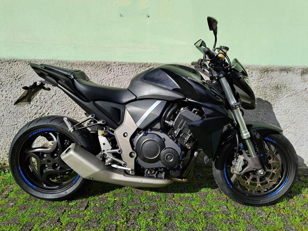 Honda CB 1000 R (2008 - 10) (2)