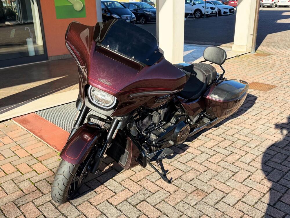 Harley-Davidson CVO Street Glide (2024) (2)