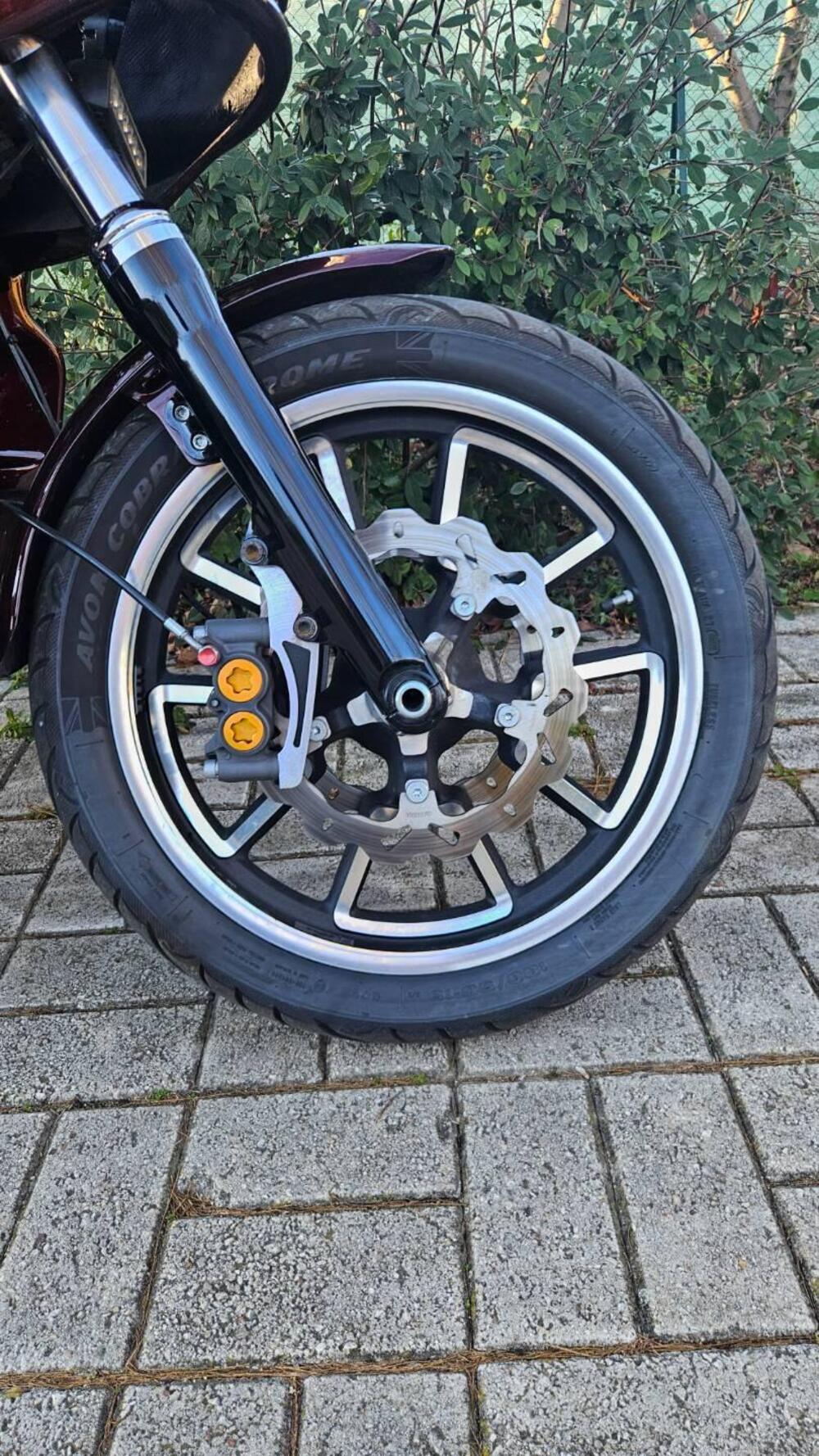 Harley-Davidson 1690 Street Bob Special (2015 - 16) - FXDB (17)