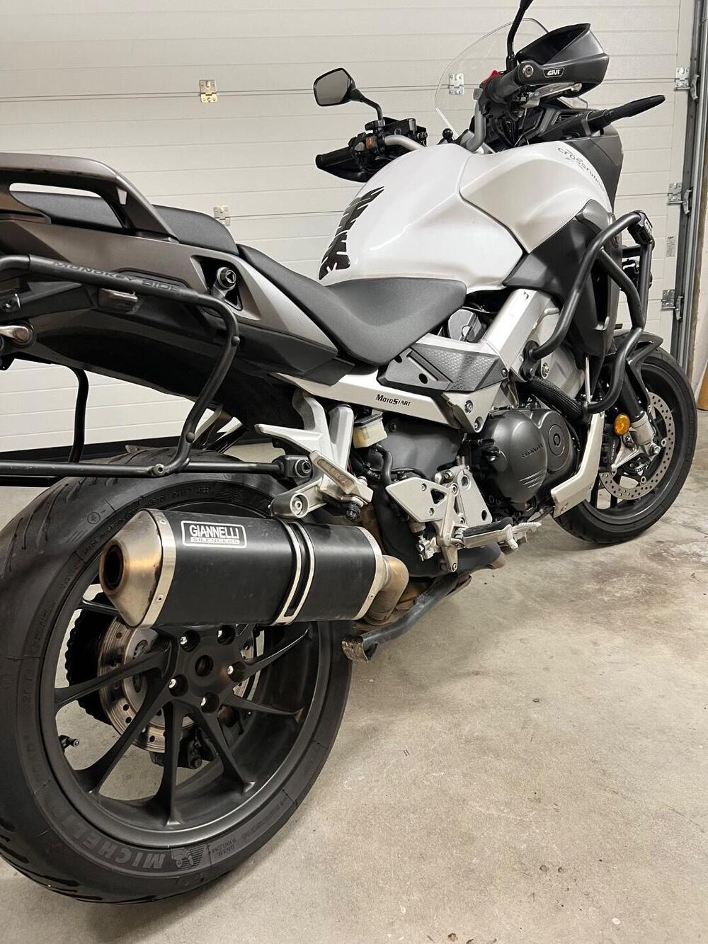 Honda Crossrunner ABS (2015 - 16) (9)