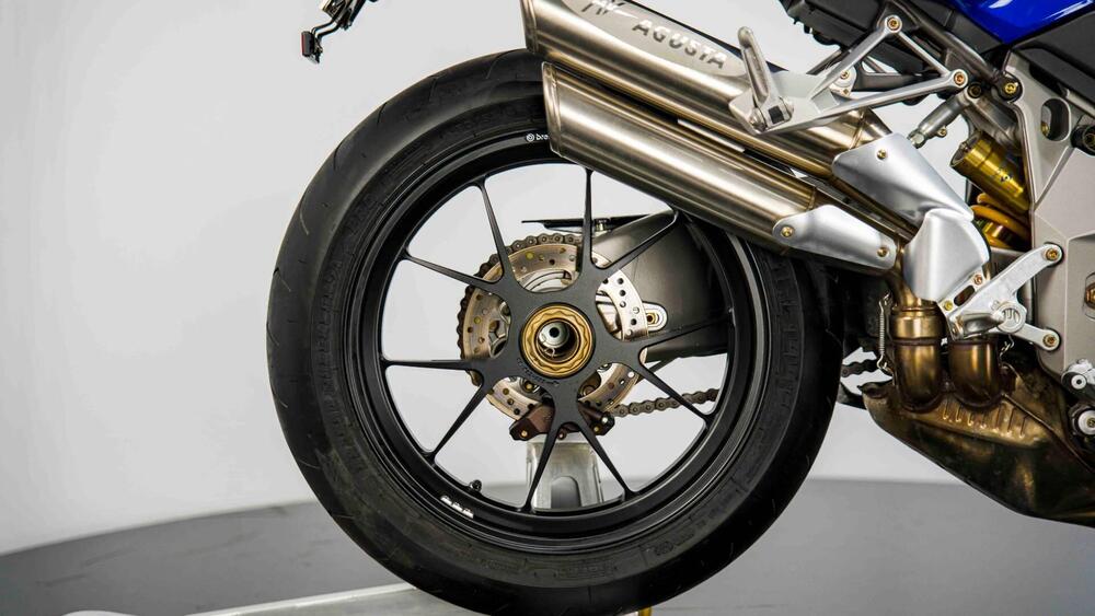 MV Agusta Brutale 910 R (2006 - 11) (19)