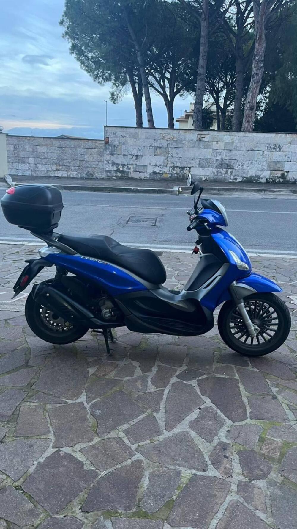 Piaggio Beverly 300 S i.e. ABS-ASR (2016 - 20) (2)