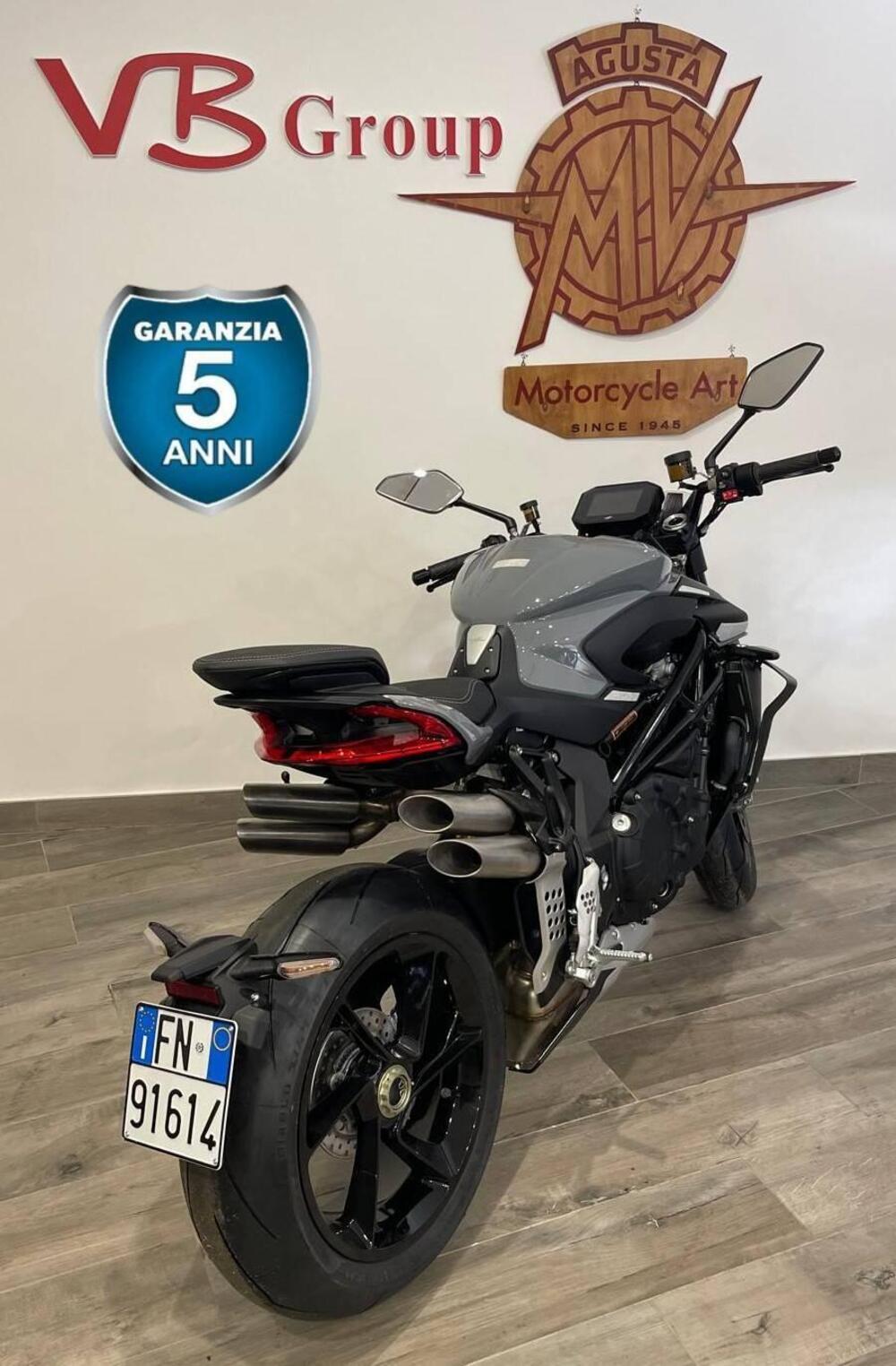 MV Agusta Brutale 1000 RS (2022 - 26) (4)