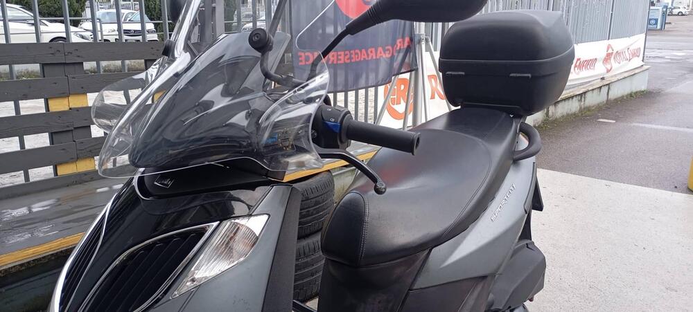 Aprilia Sportcity 200 (7)