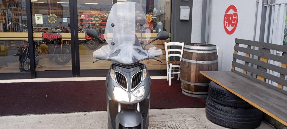 Aprilia Sportcity 200 (13)