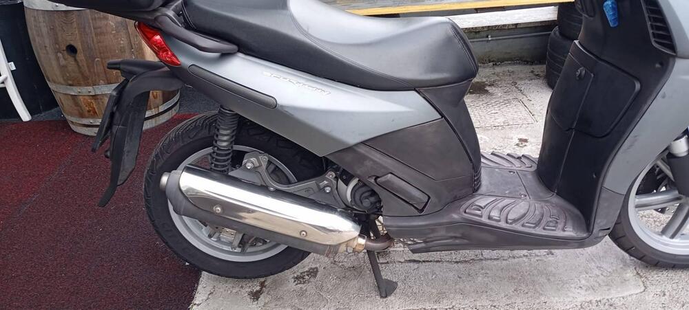 Aprilia Sportcity 200 (17)