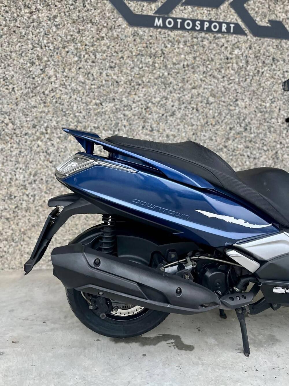 Kymco Downtown 350i TCS (2020) (11)