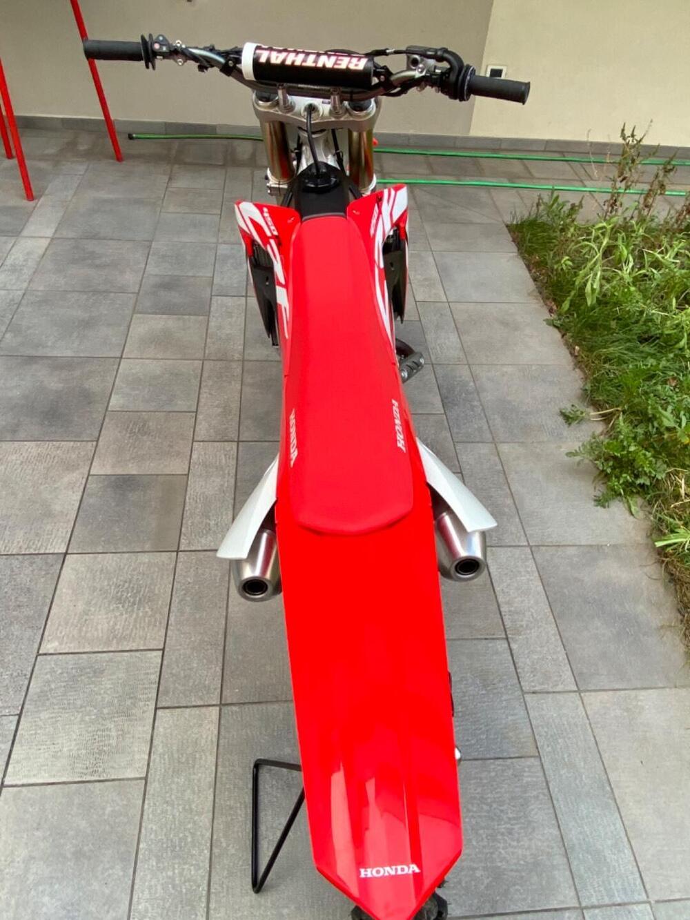 Honda CRF 450 R (2018) (2)