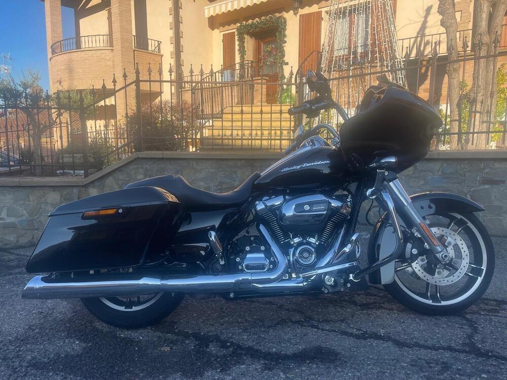 Harley-Davidson 107 Road Glide Special (2017 - 18) - FLTRXS (2)