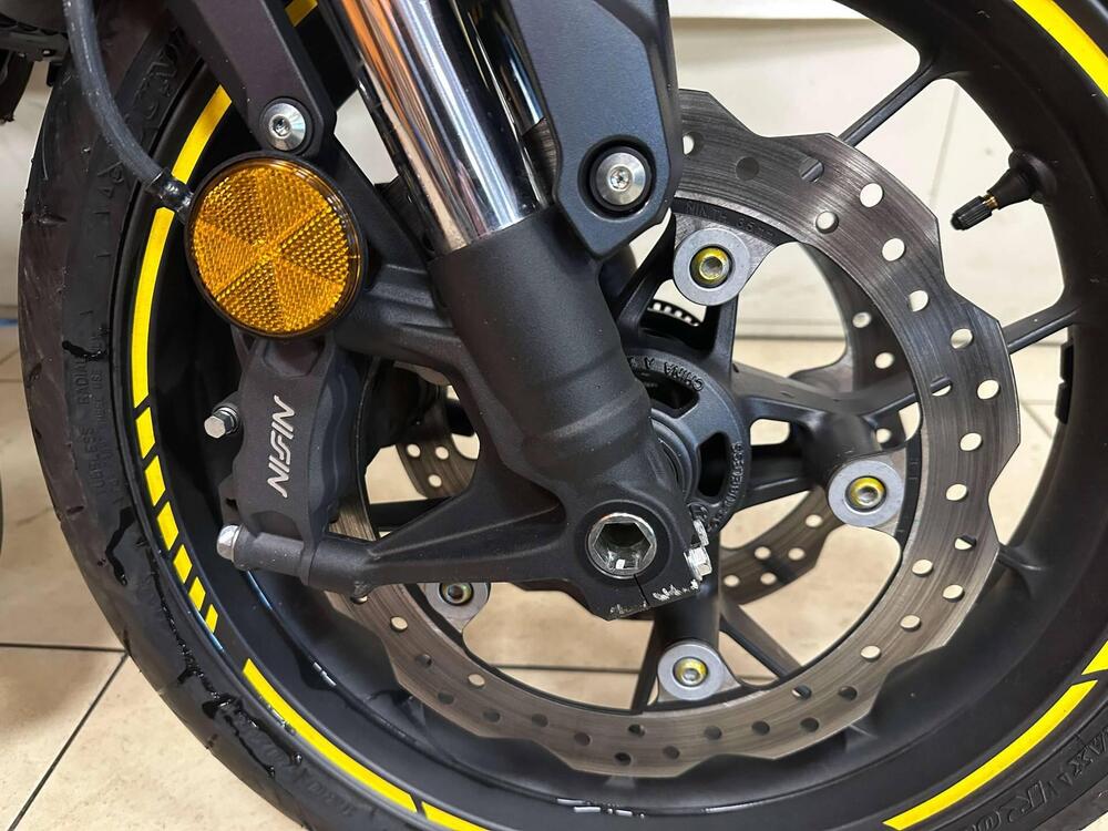 Honda CB 750 Hornet (2025) (4)