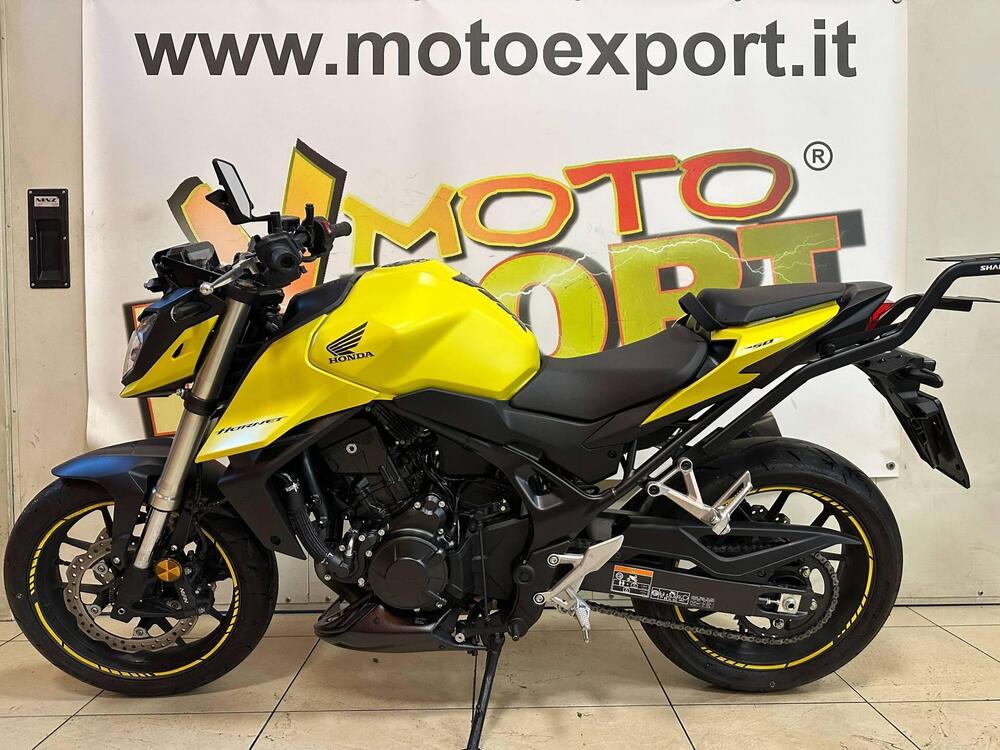 Honda CB 750 Hornet (2025) (10)