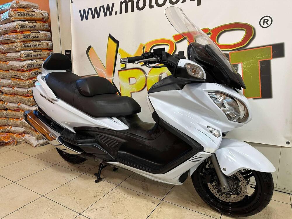 Suzuki Burgman AN 650 Executive ABS (2013 - 17) (2)