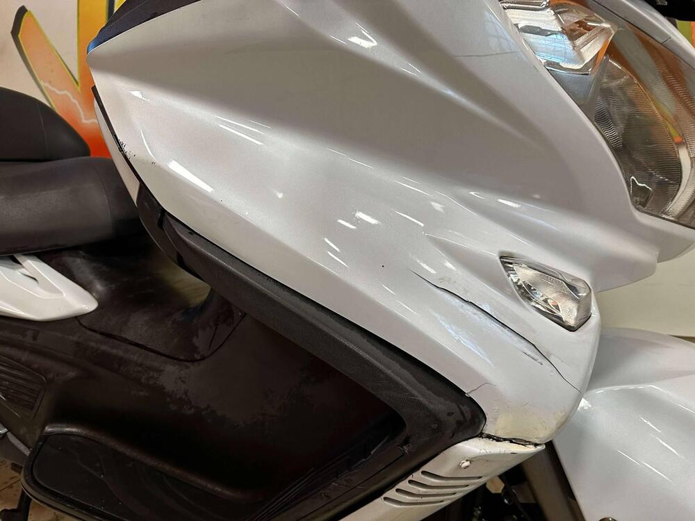 Suzuki Burgman AN 650 Executive ABS (2013 - 17) (3)