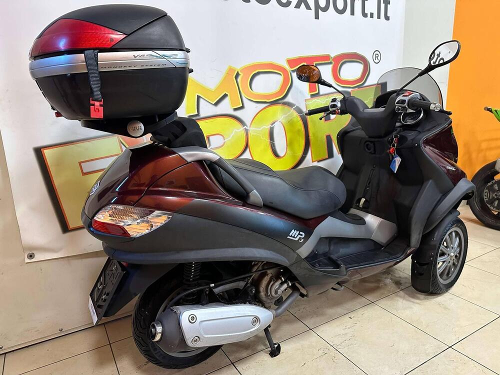 Piaggio MP3 250 i.e. (3)