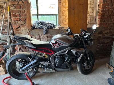 Triumph Street Triple 765 RS (2023 - 26) usata