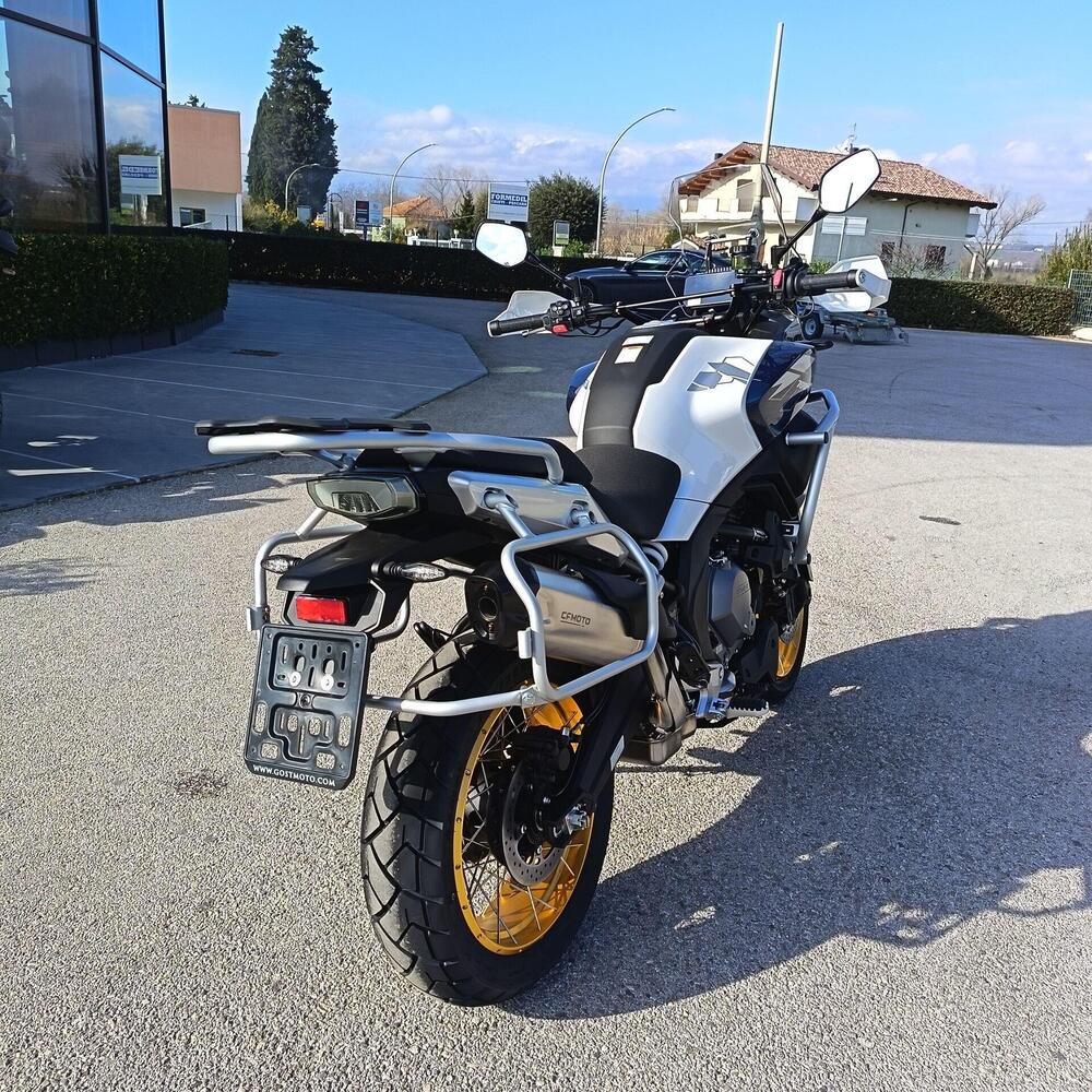 CFMOTO 700MT Adventure (2025 - 26) (9)