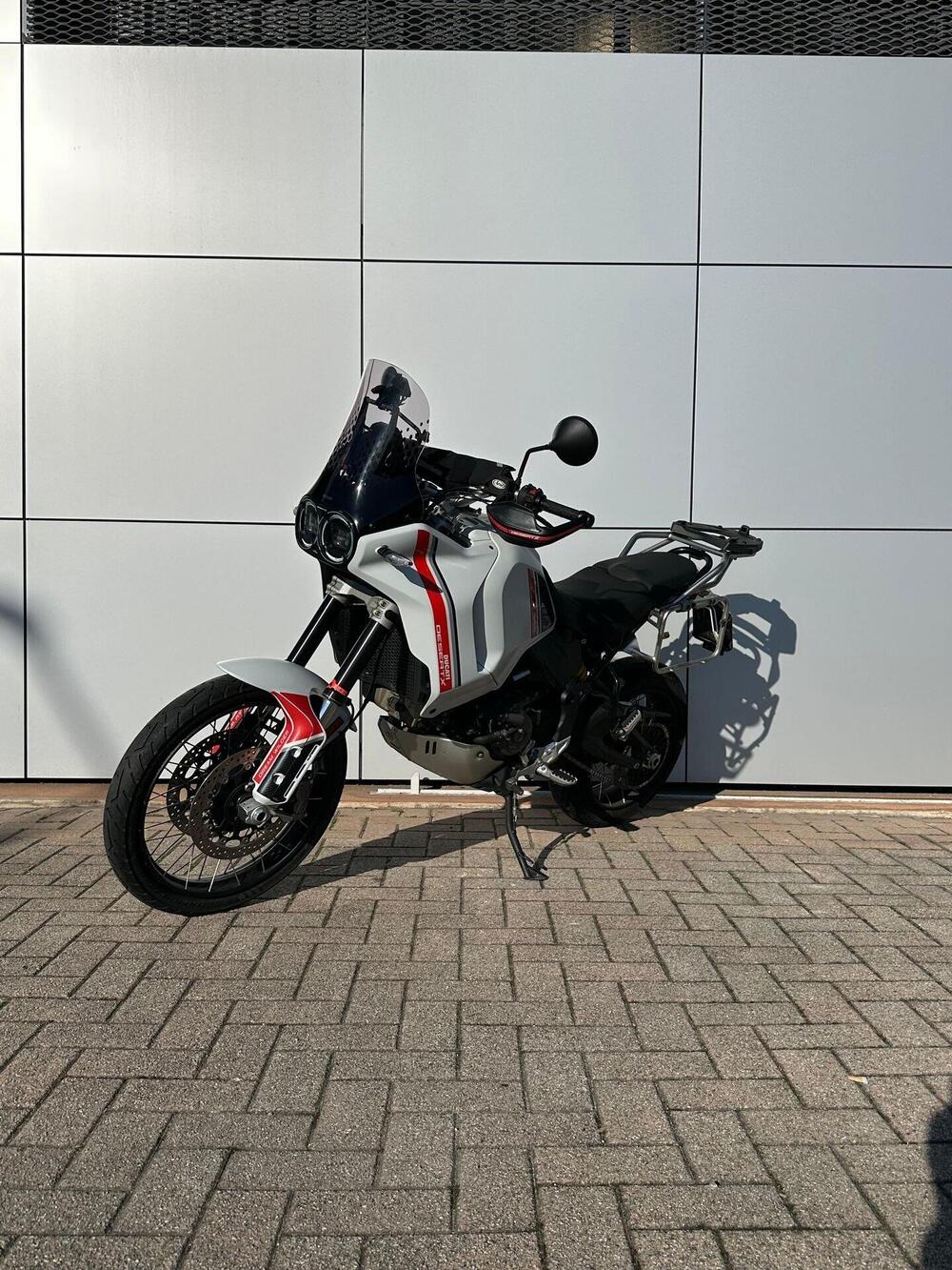 Ducati DesertX (2022 - 25)