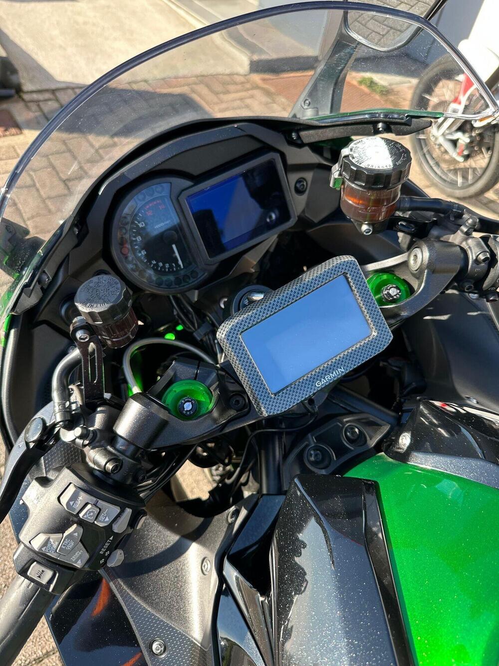 Kawasaki Ninja H2 SX (2018 - 20) (7)