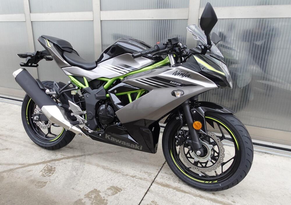 Kawasaki Ninja 125 (2025 - 26) (3)