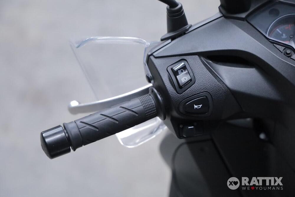 Honda SH 300 i ABS (2016 - 20) (12)