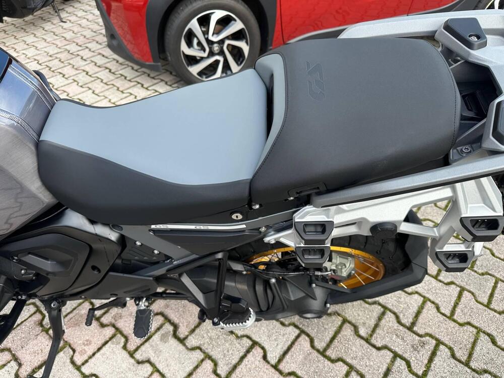 Bmw R 1300 GS Adventure Triple Black (2025 - 26) (8)