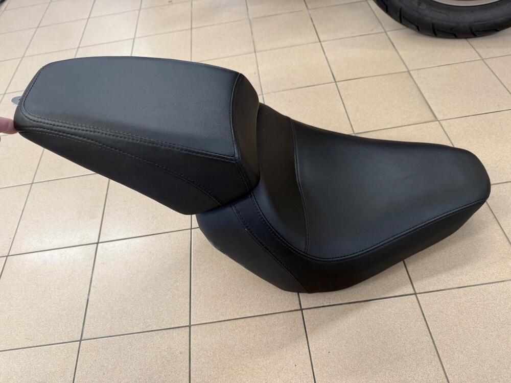 Harley-Davidson Low Rider ST Fast Johnnie Enthusiast (2023) (13)