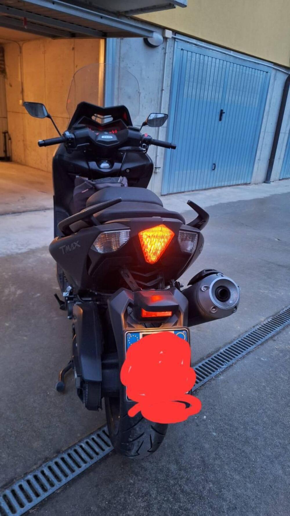 Yamaha T-Max 530 Iron Max ABS (2014 - 17) (6)