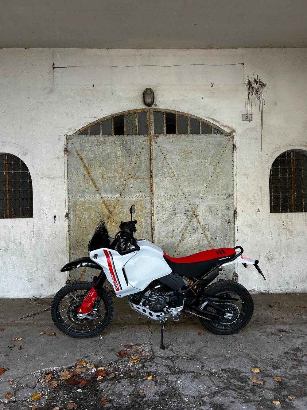 Ducati DesertX (2022 - 25) (5)