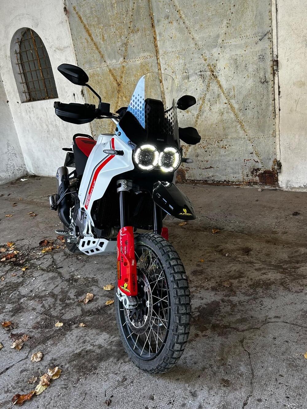 Ducati DesertX (2022 - 25) (6)